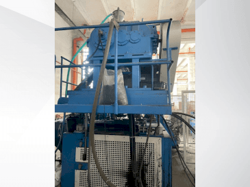 Prikaz stroja KAUTEX KEB 120 sprijeda