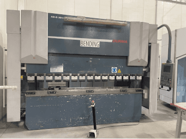Prikaz stroja Durma AD-S 30135 sprijeda