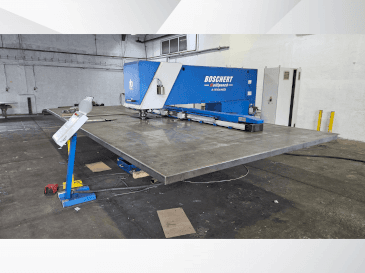 Prikaz stroja BOSCHERT Multipunch 1500 x 3000 sprijeda