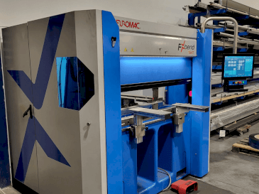 Prikaz stroja Euromac FXbend 1547 sprijeda