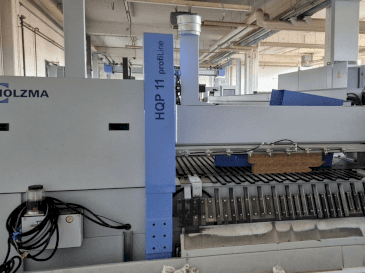 Prikaz stroja HOLZMA PROFI HQP 11/16/56/L/X sprijeda