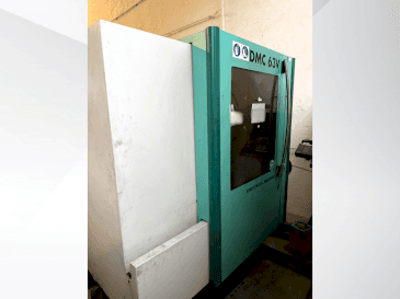 Prikaz stroja DMG MORI Deckel Maho 63V sprijeda