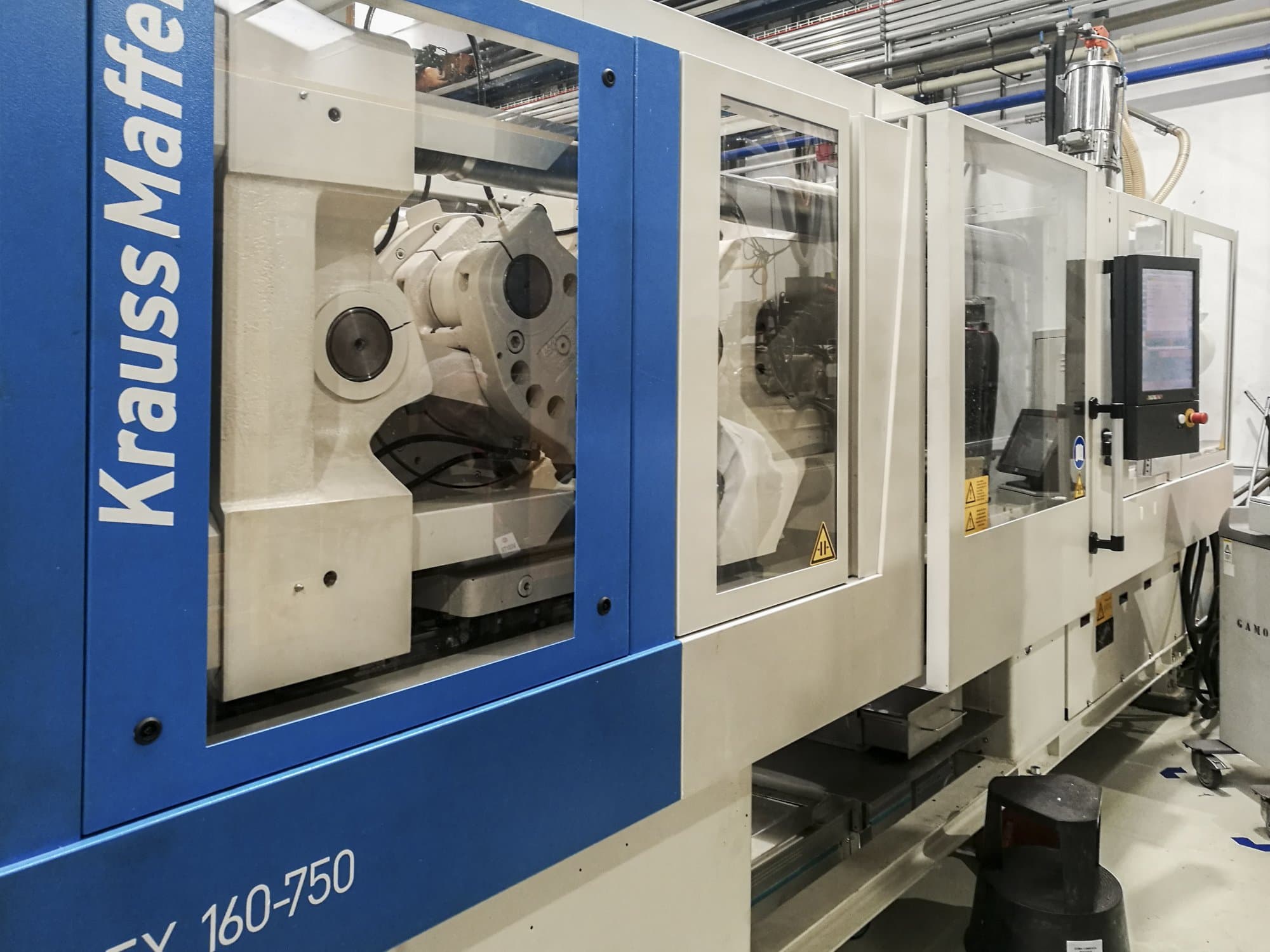 Prikaz stroja Krauss Maffei 160-750 EX slijeva