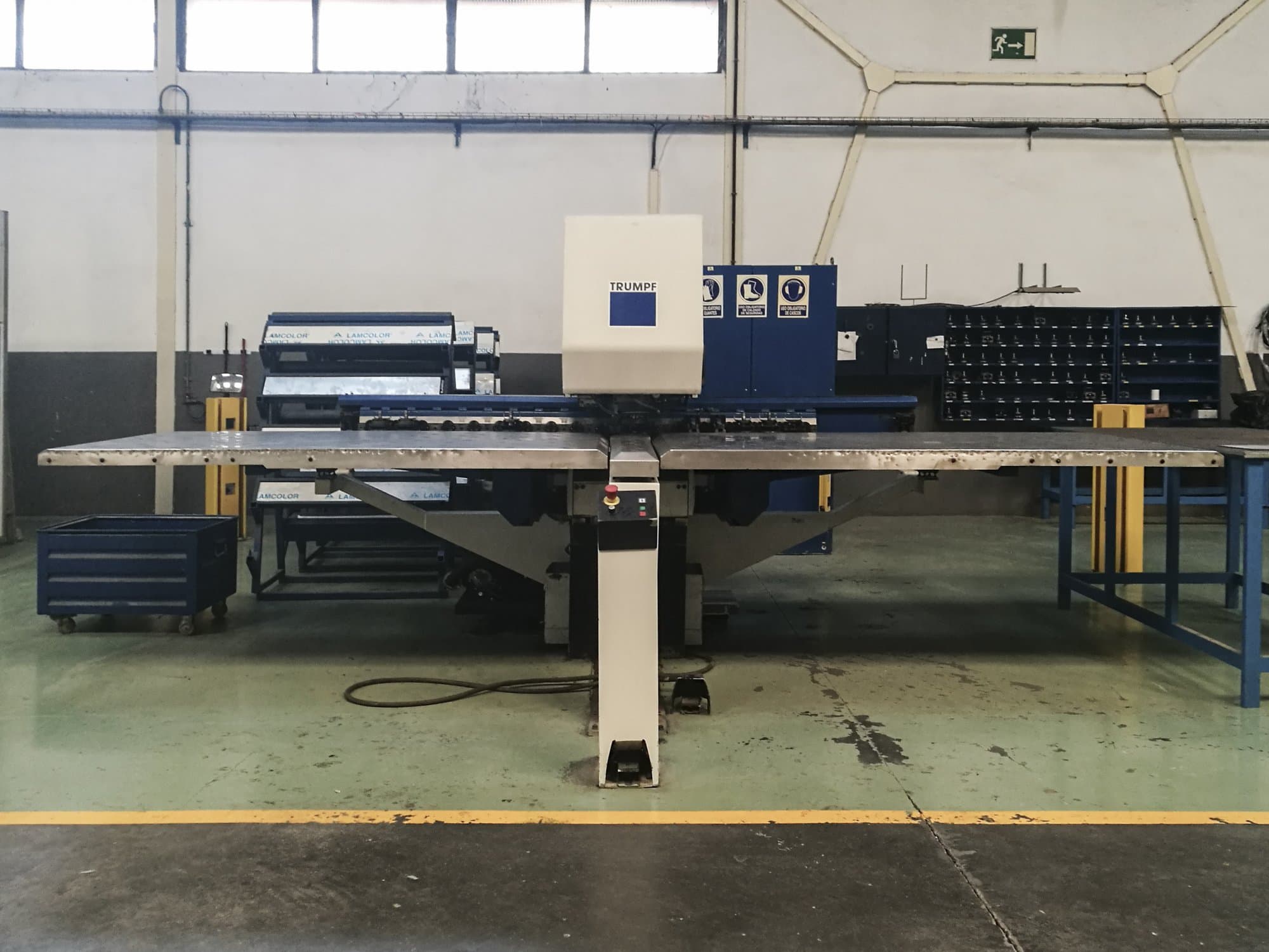 Prikaz stroja Trumpf Trumatic 200 sprijeda