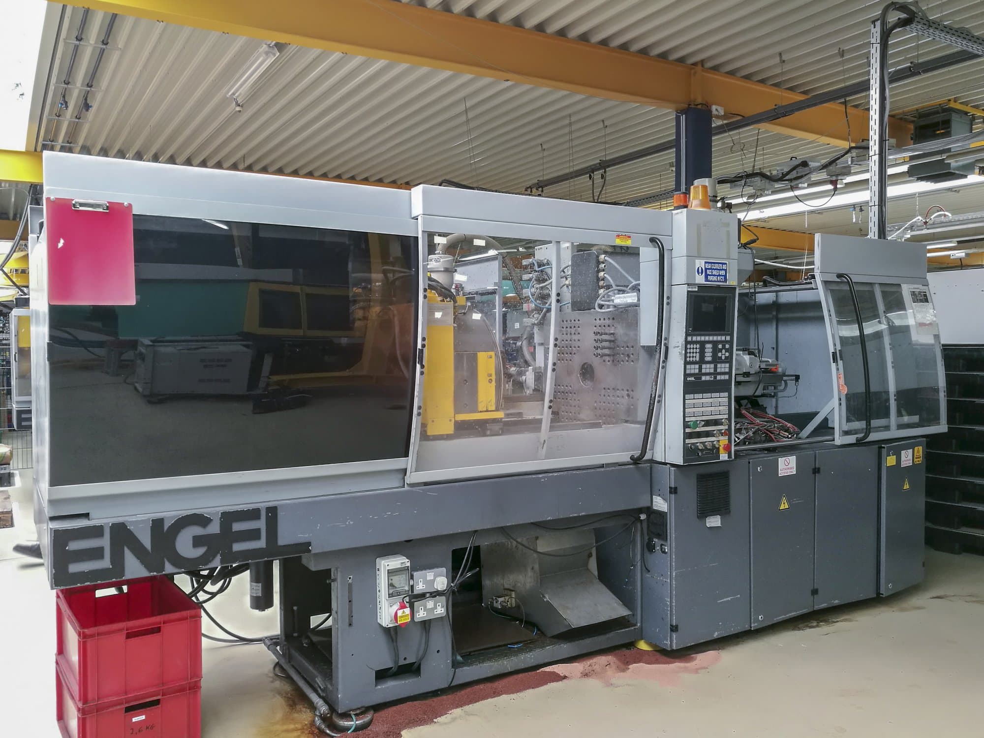 Prikaz 1 stroja ENGEL 80H80L/80 HL-2F sprijeda