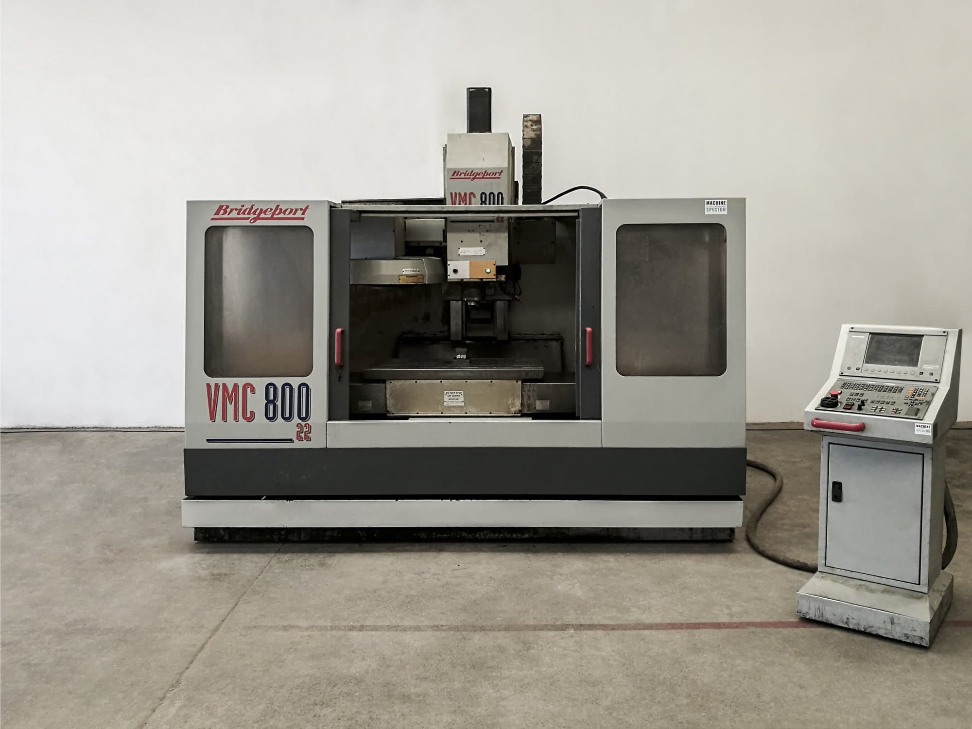 Prikaz stroja Bridgeport VMC 800.22 sprijeda