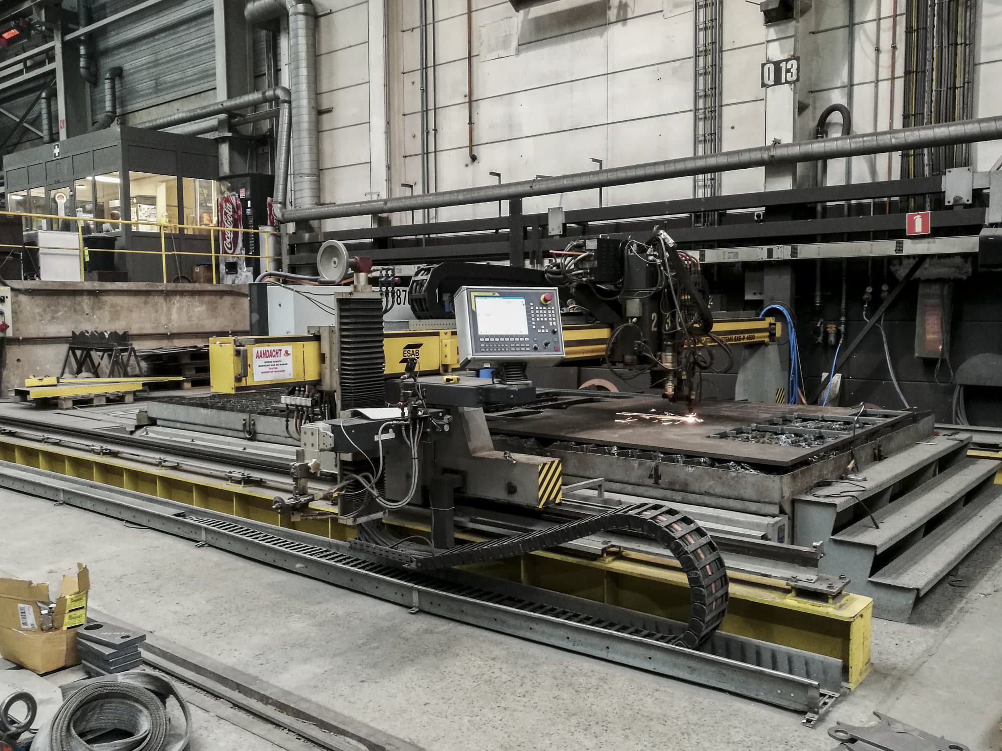 Prikaz stroja ESAB SUPRAREX SXE-P 4500 zdesna