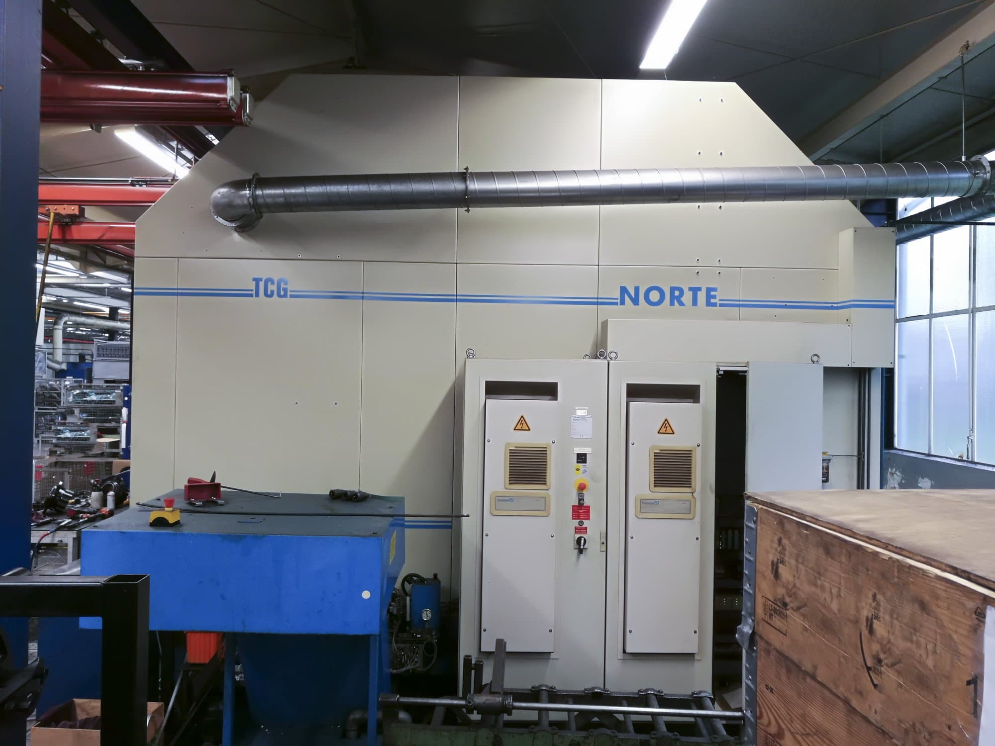 Prikaz  stroja NORTE VHS 630 sprijeda