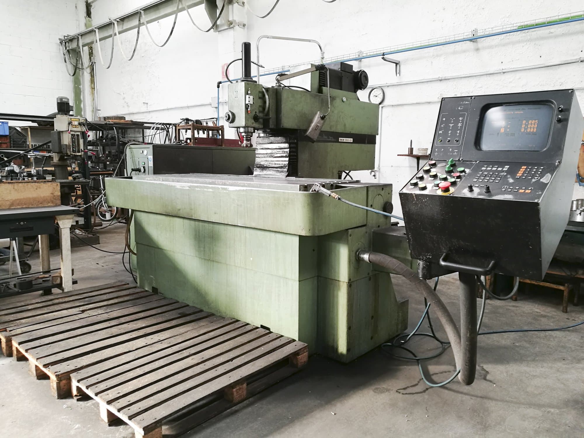 Prikaz  stroja Metba MB-55-D zdesna