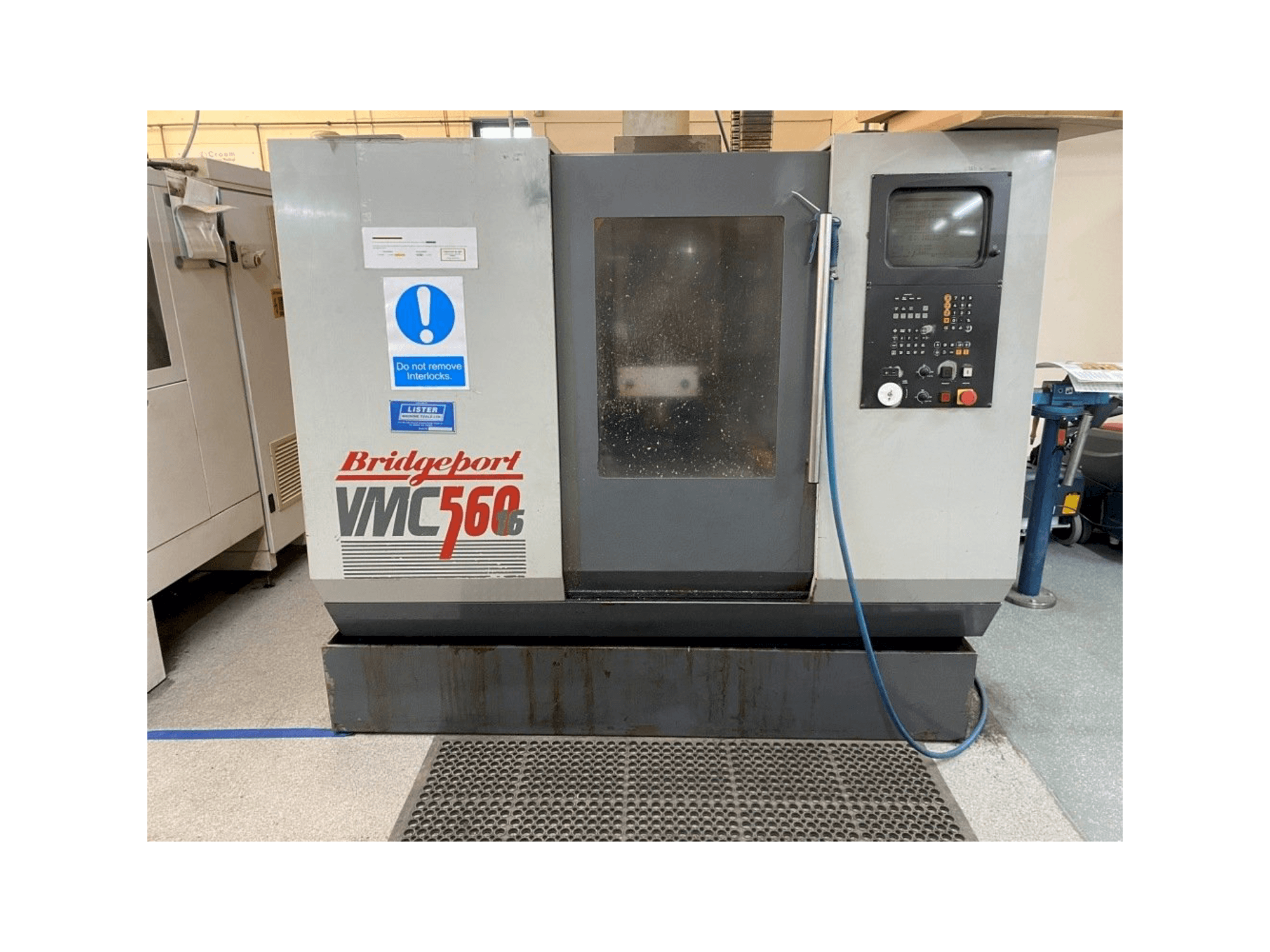 Prikaz stroja Bridgeport VMC 560/16 sprijeda