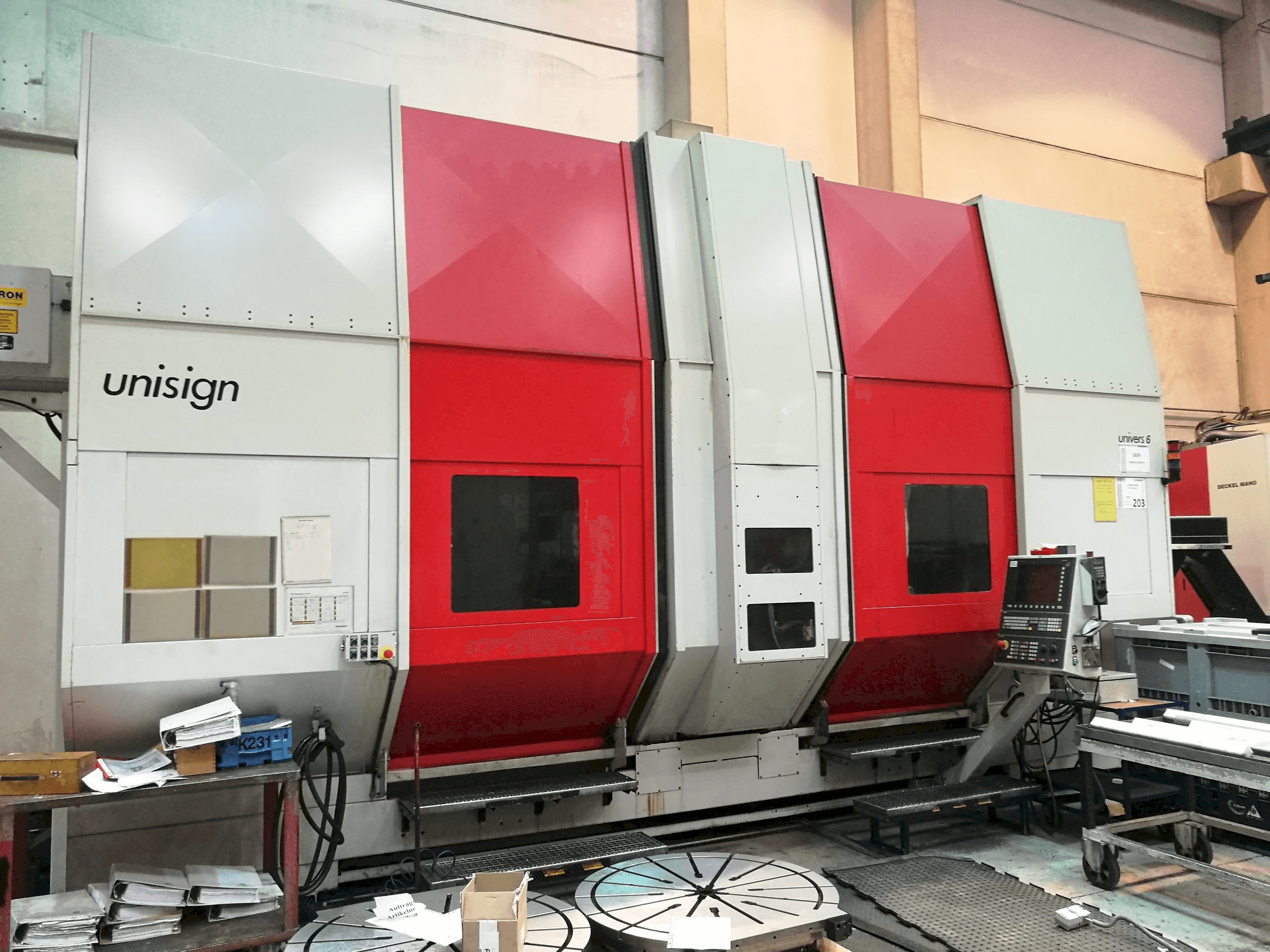 Prikaz stroja Unisign Univers 6 C2 sprijeda
