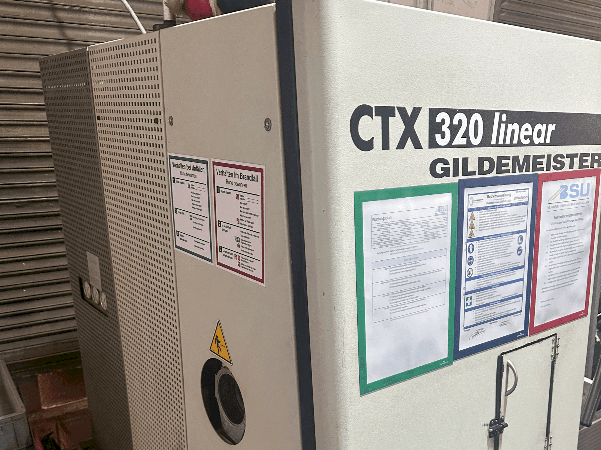 Prikaz stroja DMG CTX 320 Linear V5 sprijeda