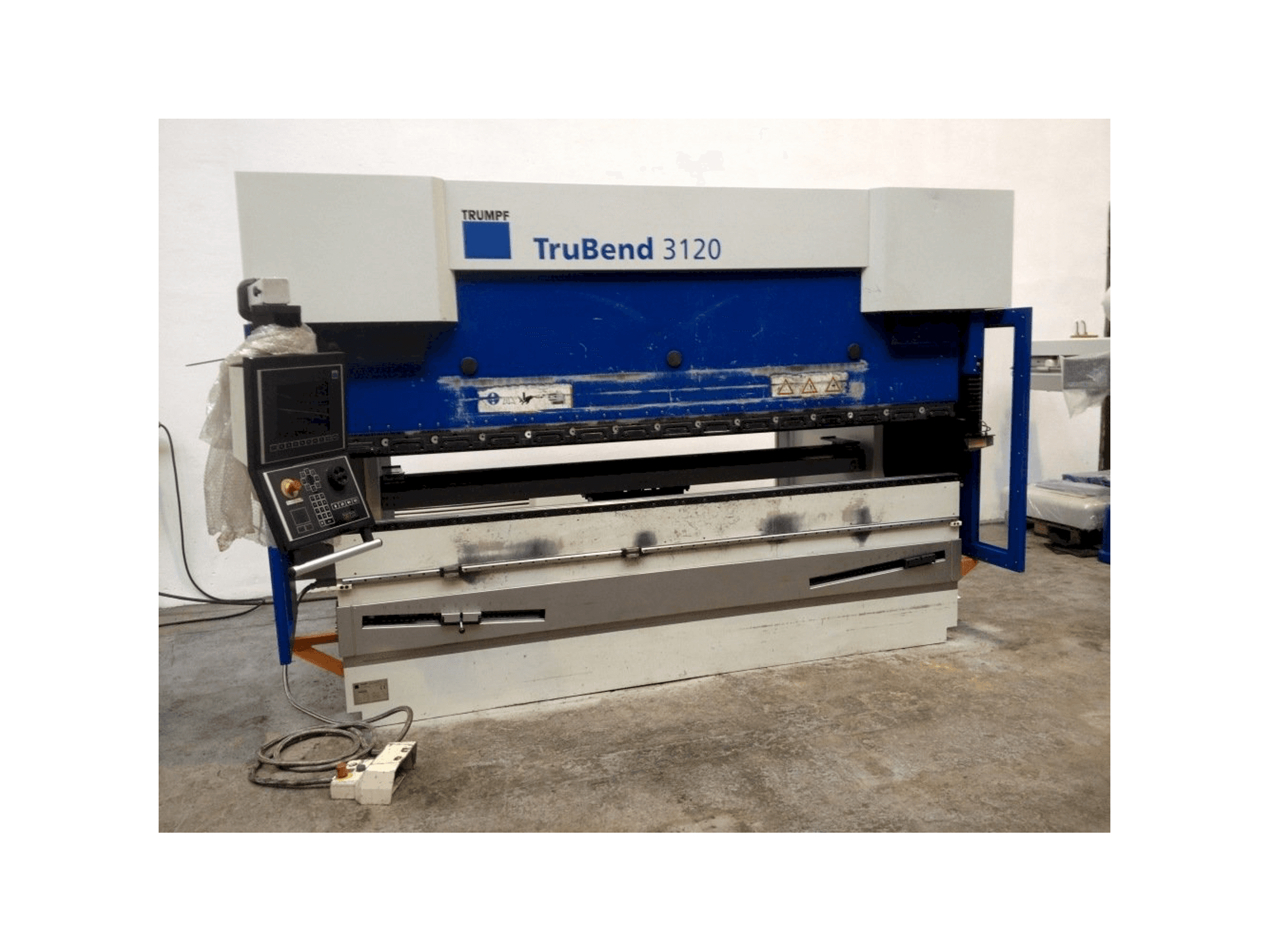 Prikaz stroja Trumpf TruBend 3120 sprijeda
