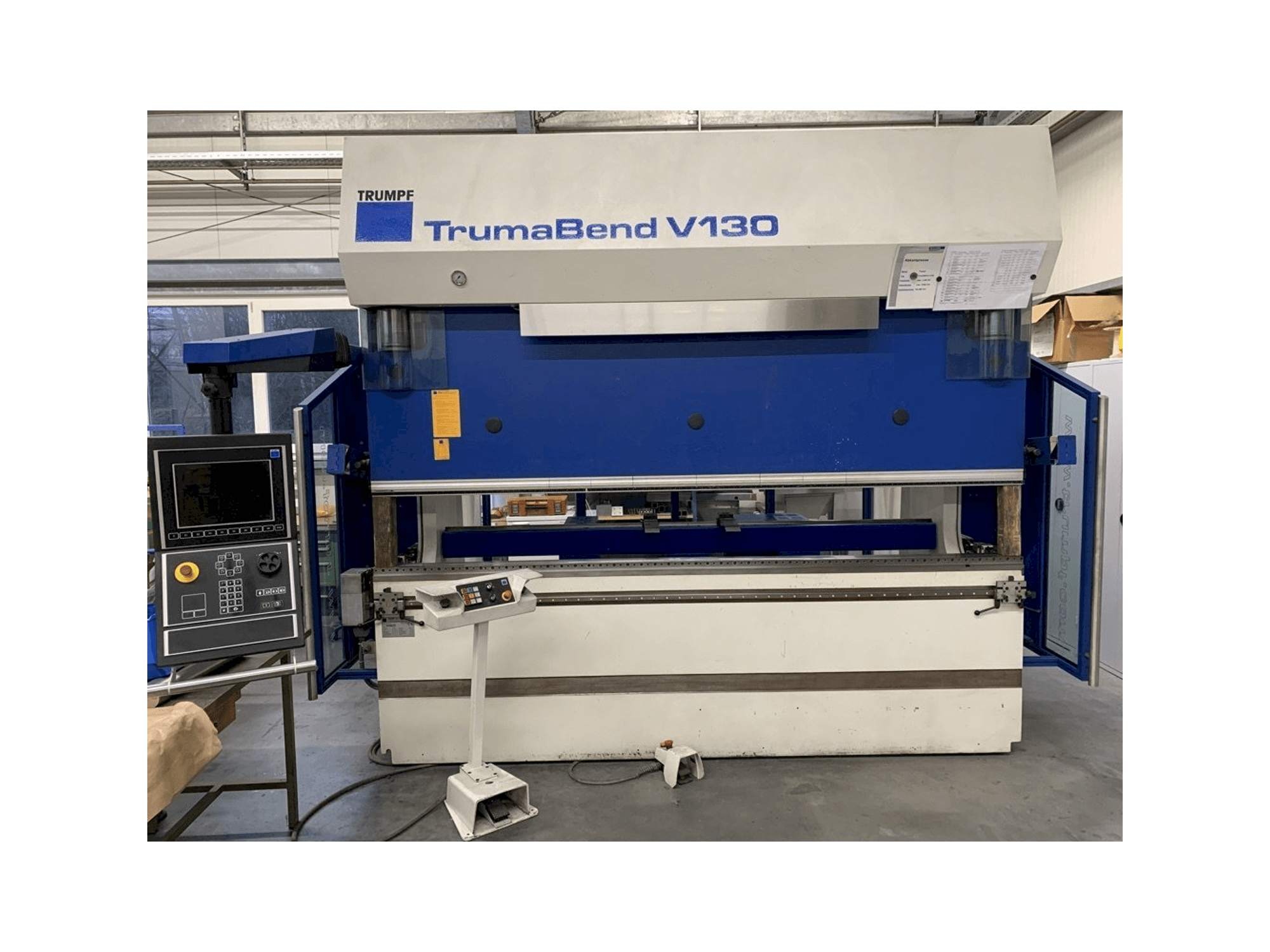 Prikaz stroja Trumpf TrumaBend V130X sprijeda