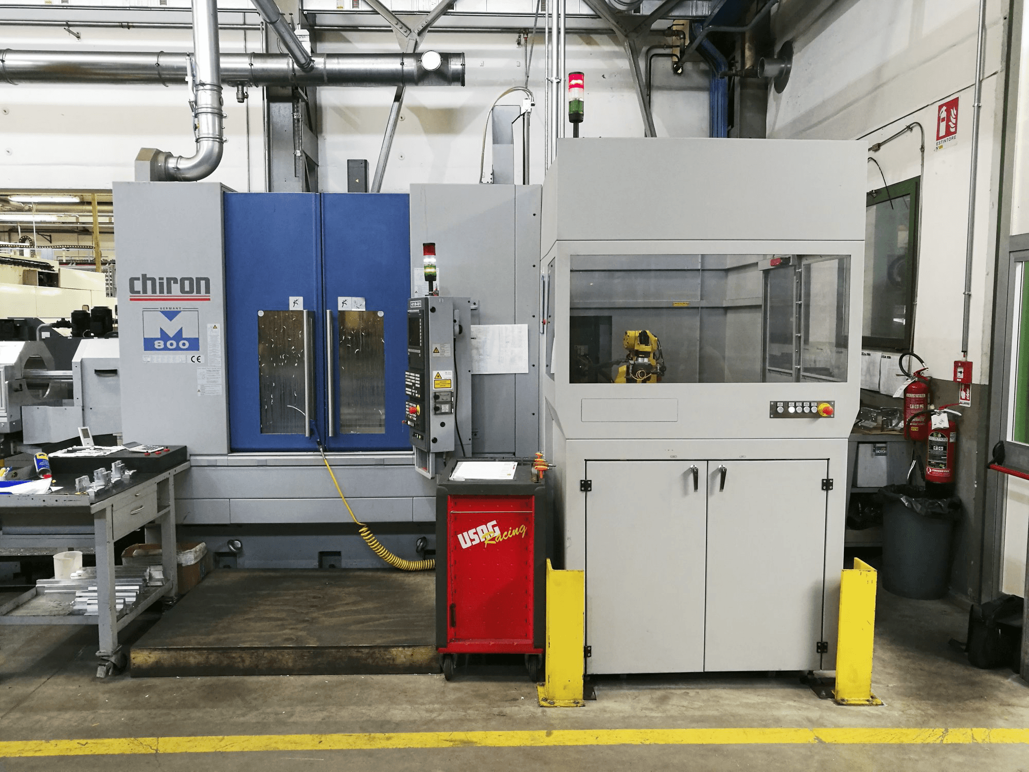 Prikaz stroja Chiron Mill-800 FA sprijeda