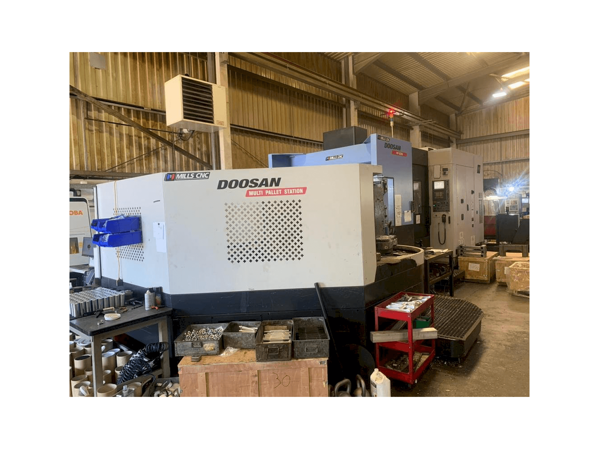 Prikaz stroja Doosan HP 6300 sprijeda