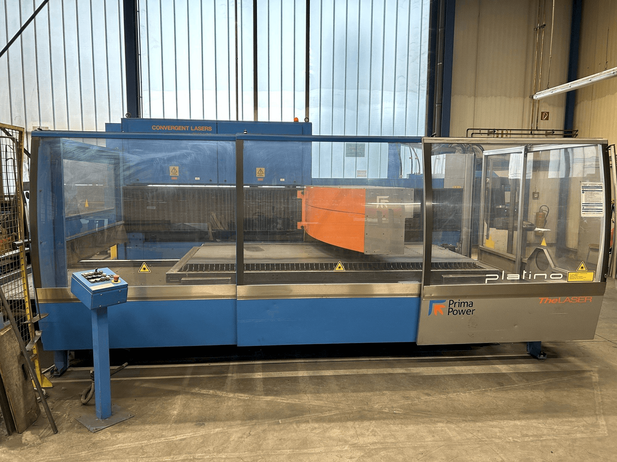 Prikaz stroja Prima Power Platino 1530 sprijeda