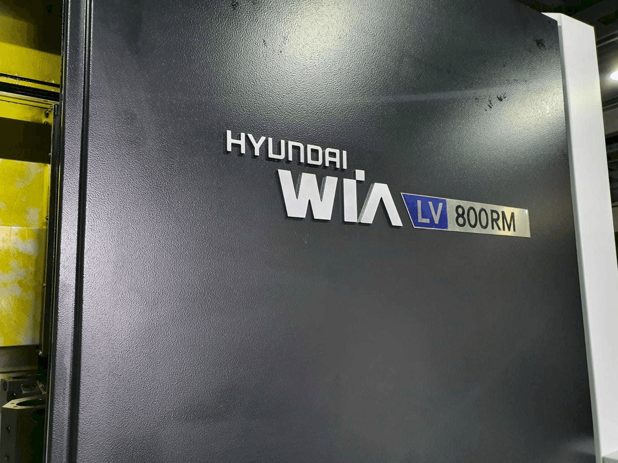 Prikaz stroja Hyundai Wia LV800RM sprijeda