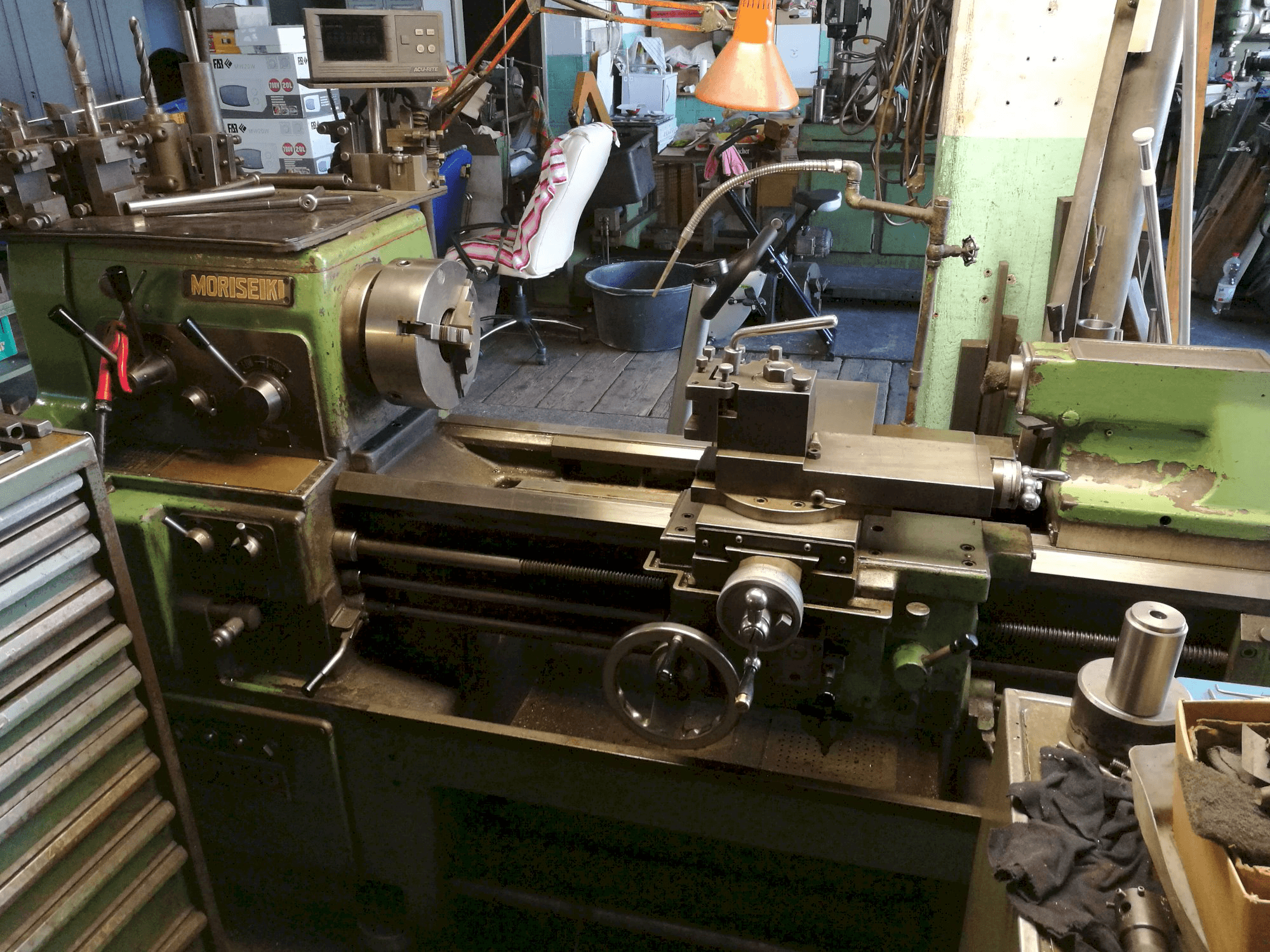Prikaz stroja MORI SEIKI MS 850 sprijeda
