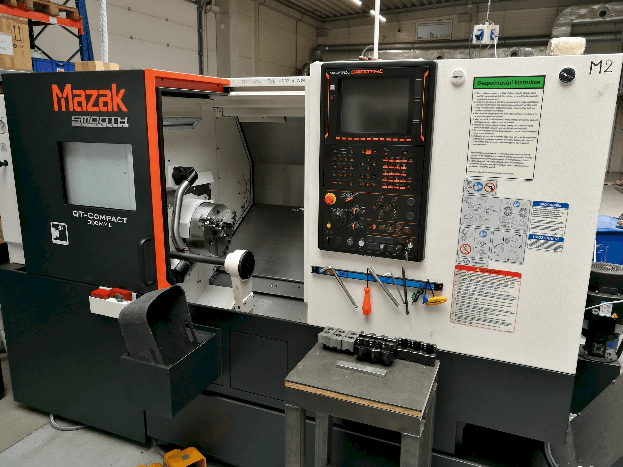 Prikaz stroja Mazak Quick Turn Compact 300MY L sprijeda
