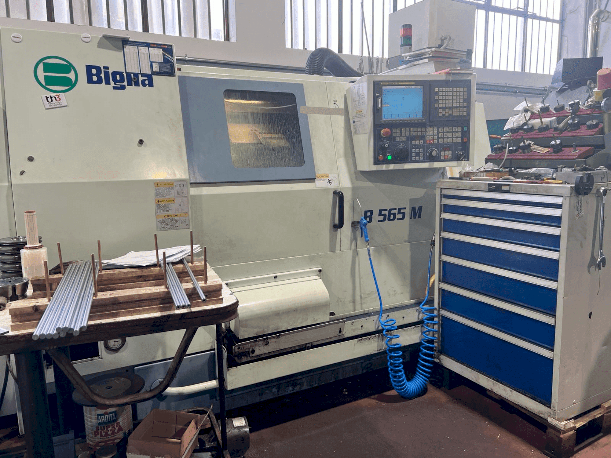 Prikaz stroja Biglia B565M sprijeda