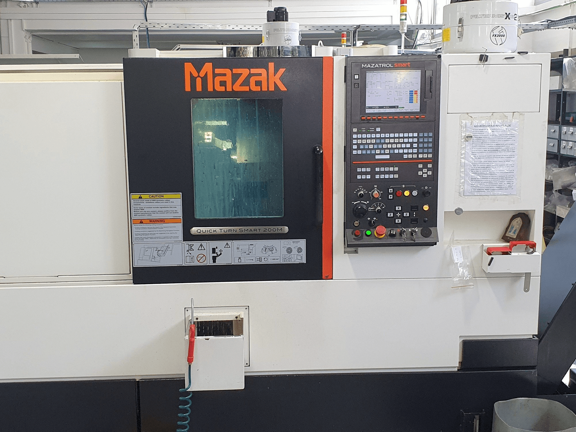Prikaz stroja Mazak QTS200M sprijeda