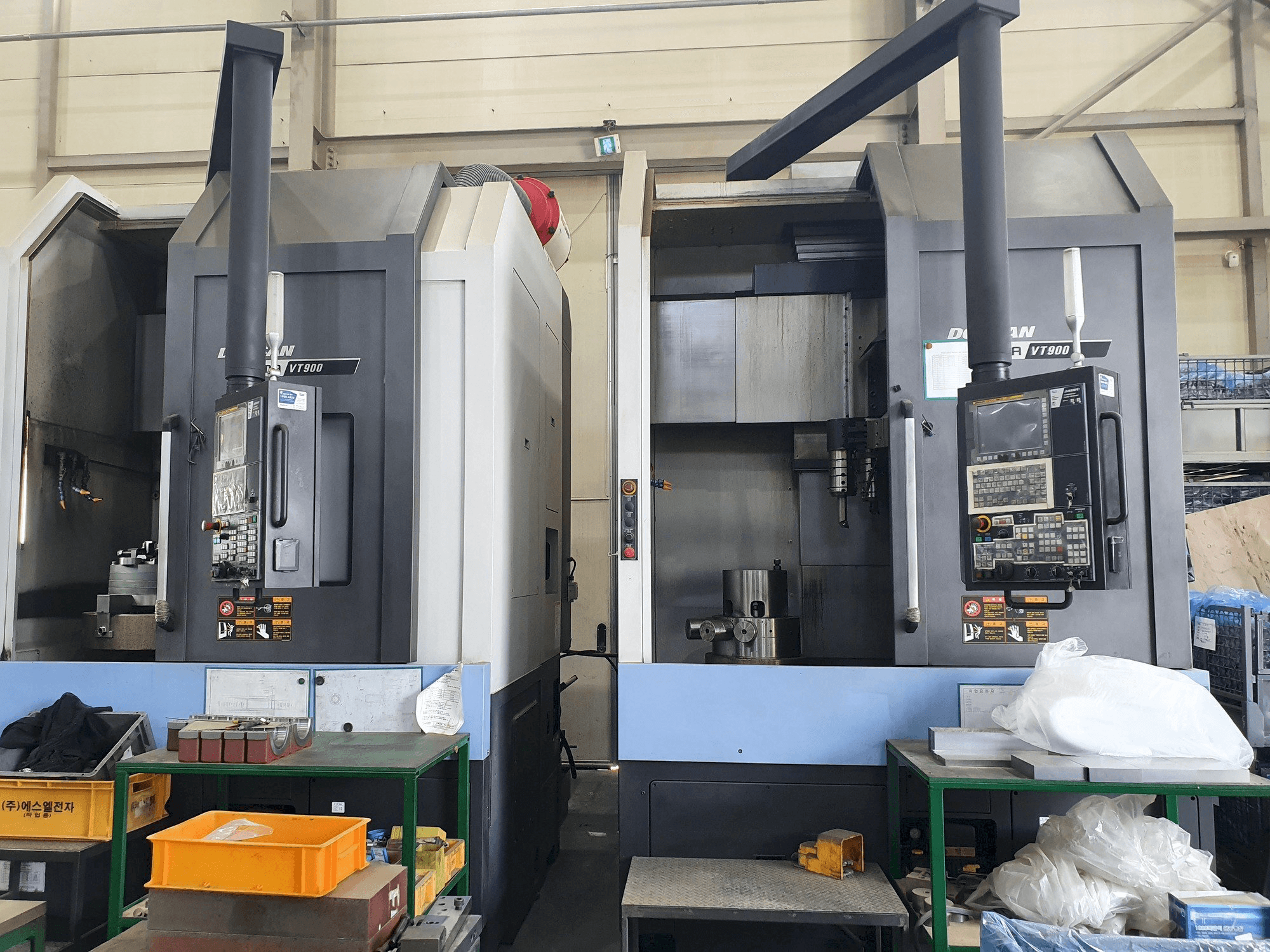 Prikaz stroja Doosan PUMA VT900 sprijeda