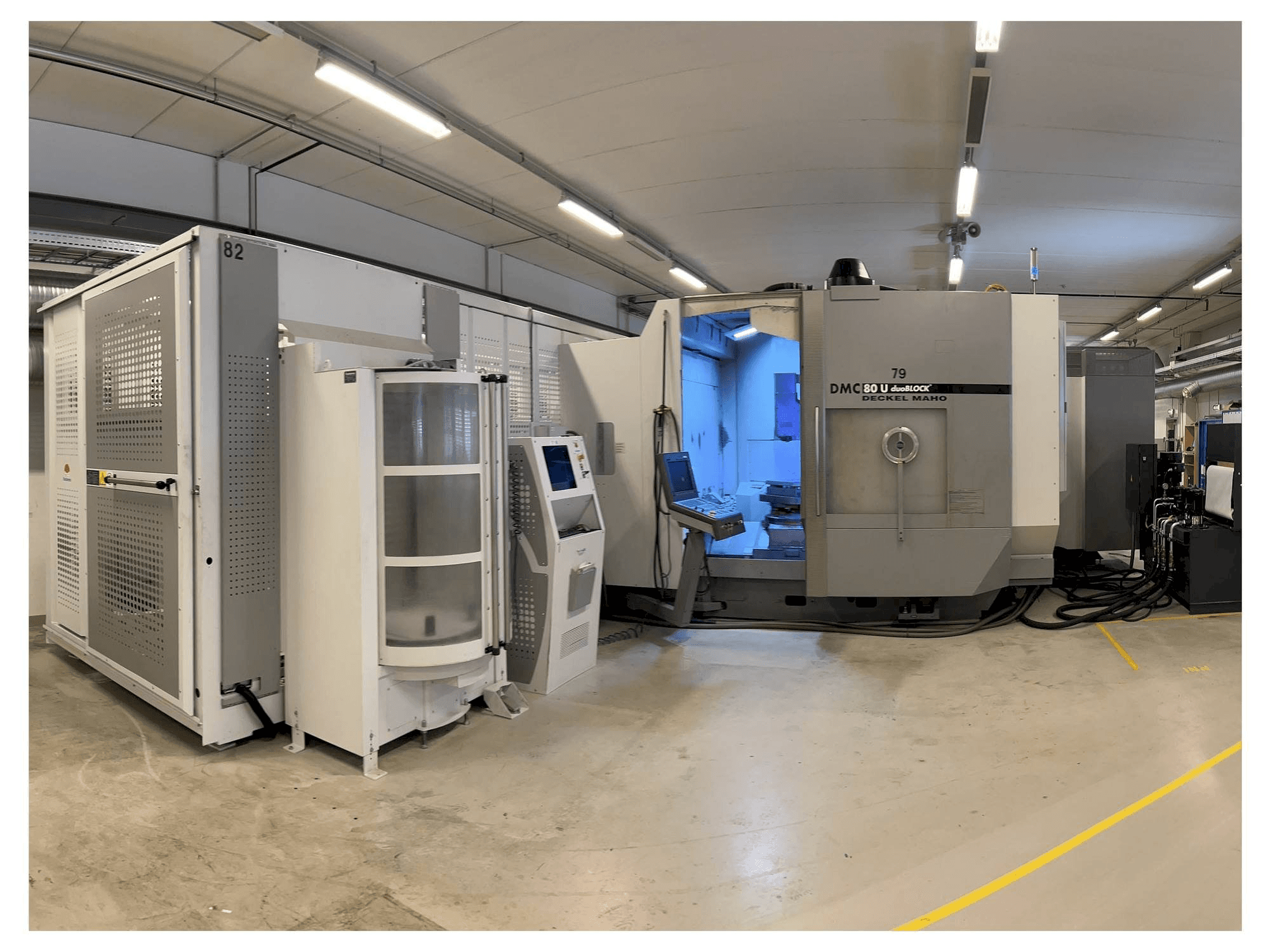 Prikaz stroja DMG DMC 80 U duoBLOCK sprijeda