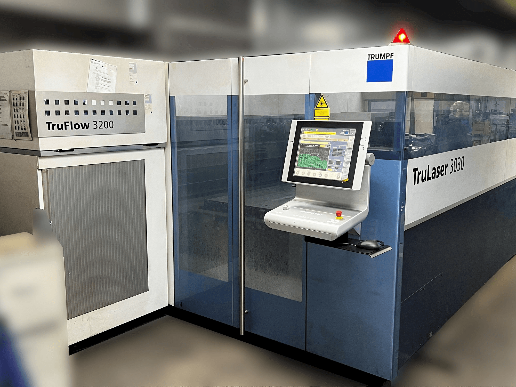 Prikaz stroja Trumpf Trulaser 3030 sprijeda