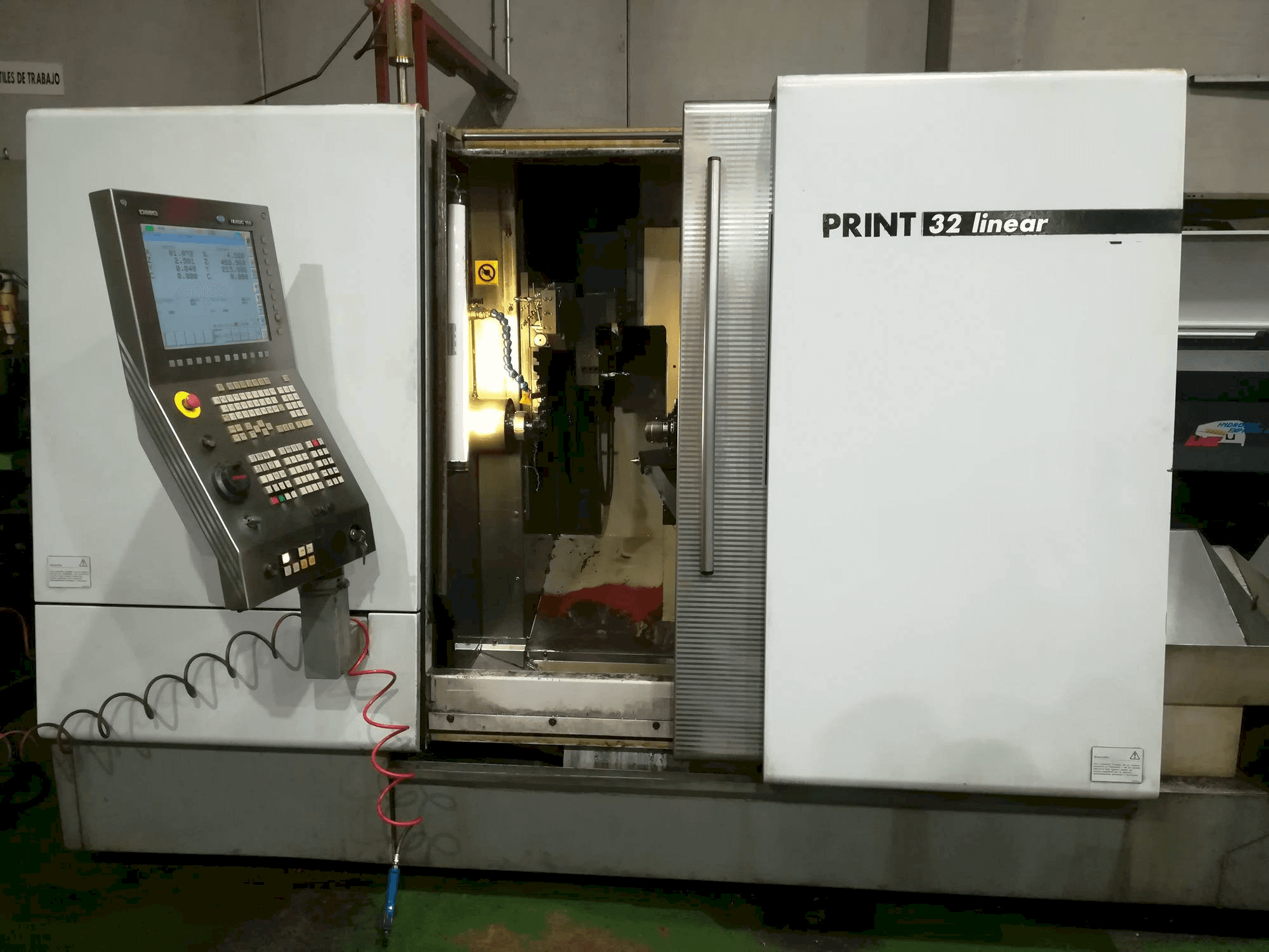 Prikaz stroja Gildemeister Sprint 32 linear sprijeda