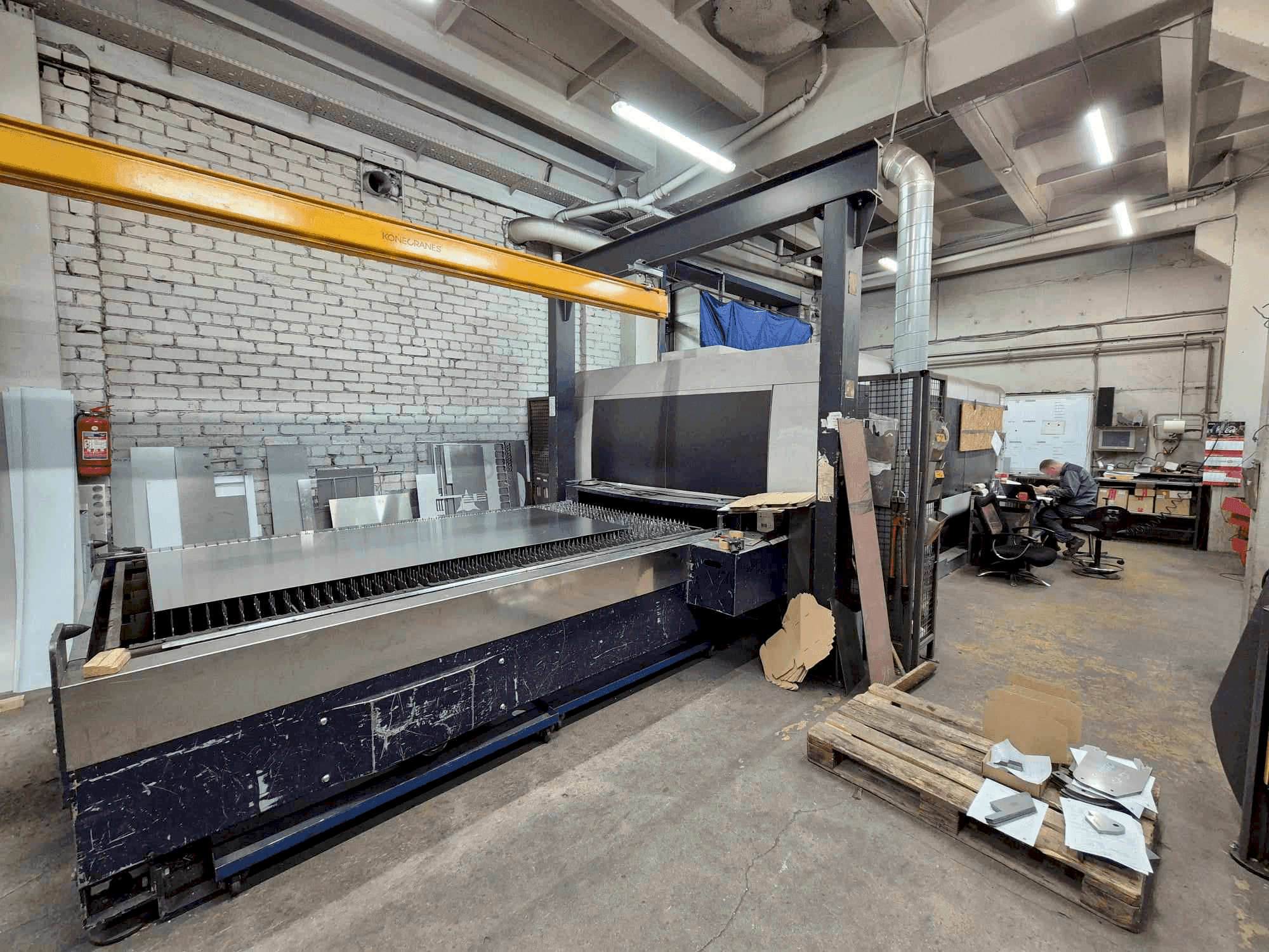 Prikaz stroja Bystronic BySprint Fiber 3015 (2012) sprijeda