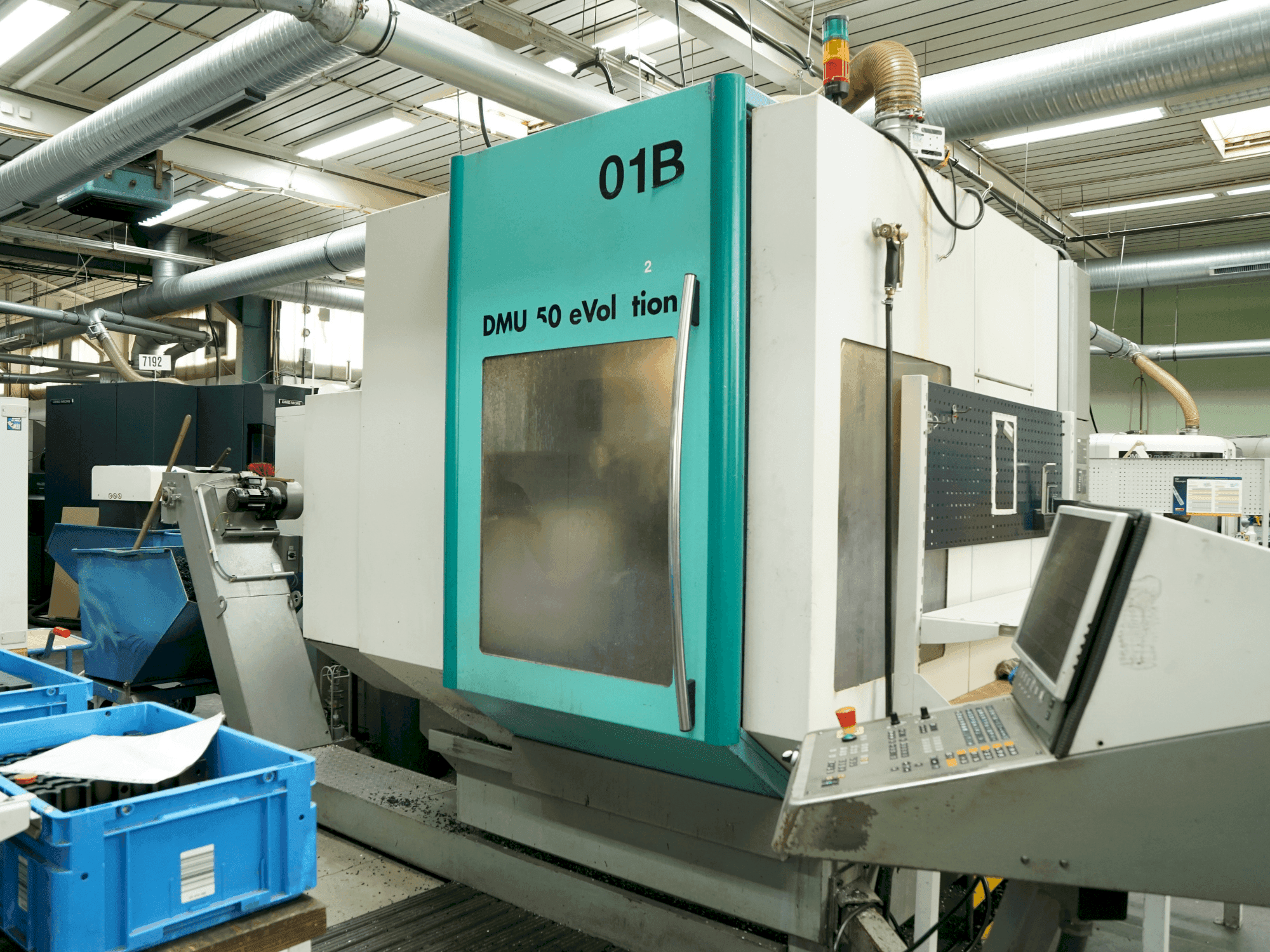 Prikaz stroja DECKEL MAHO DMU 50 Evolution (2000) sprijeda