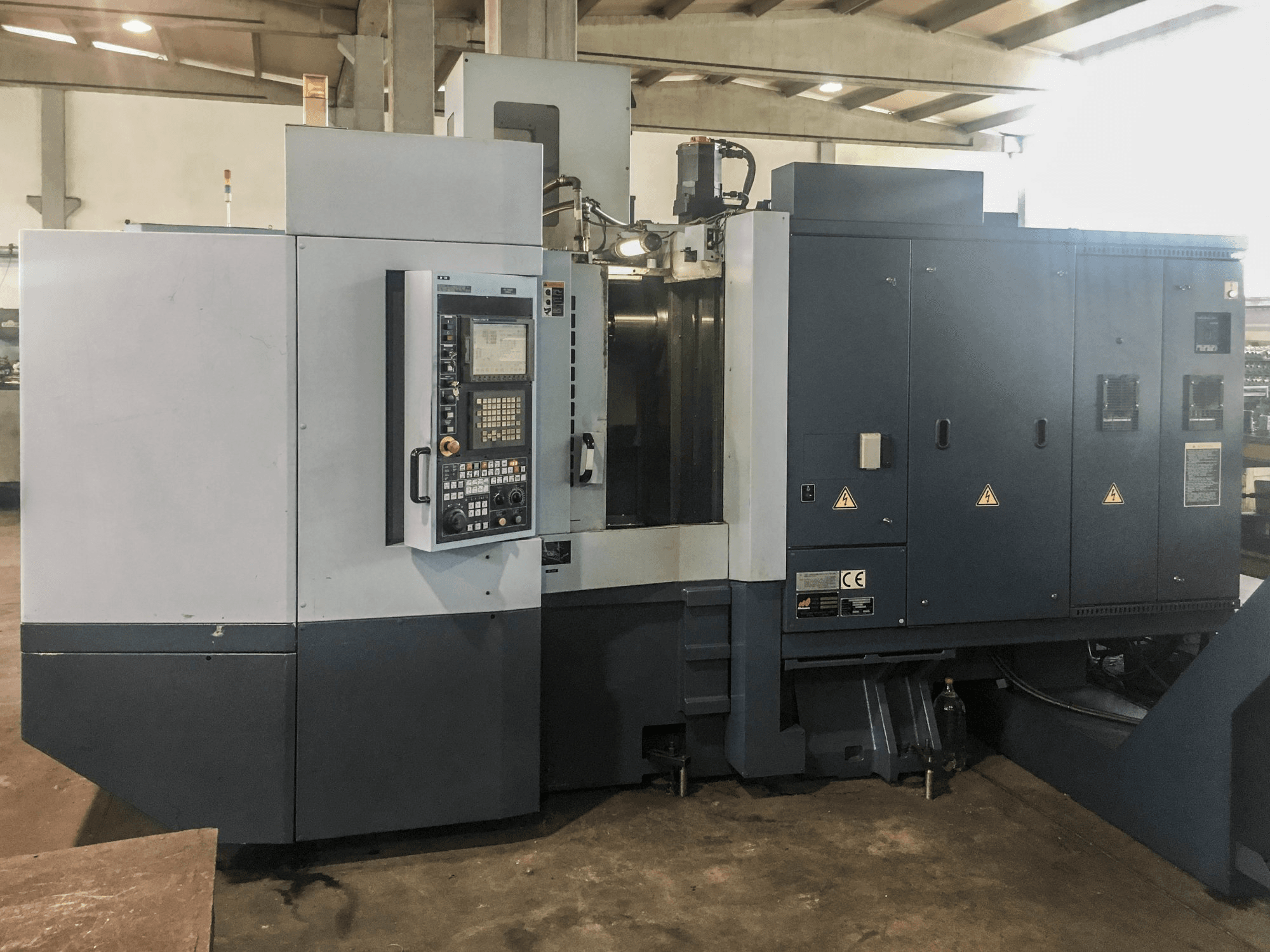 Prikaz stroja Matsuura H.PLUS-405 sprijeda