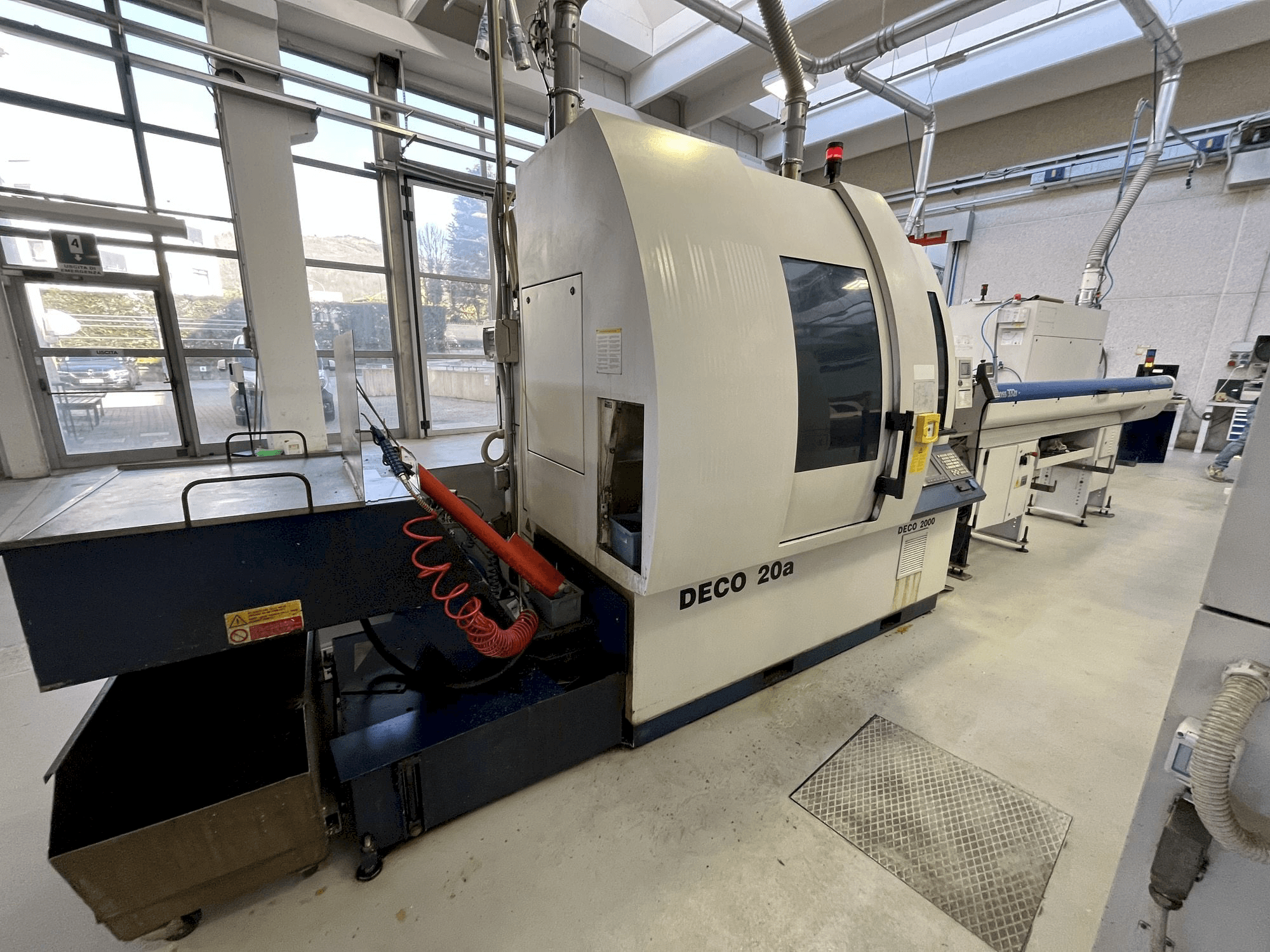 Prikaz stroja TORNOS DECO 20A sprijeda