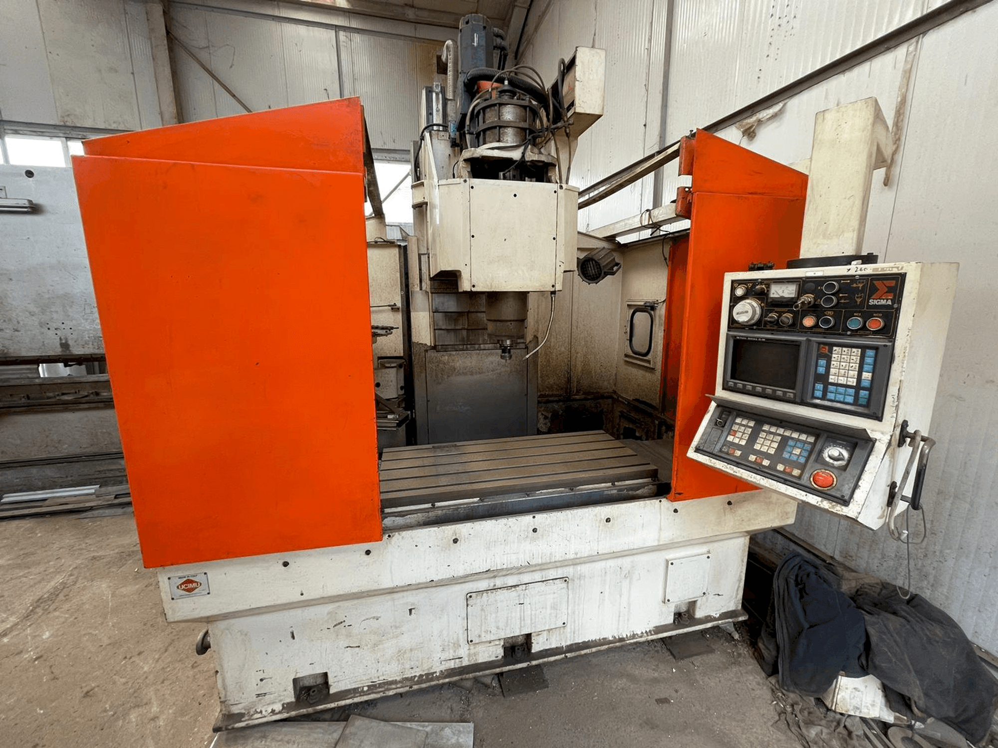 Prikaz stroja Sigma MISSION 3 sprijeda