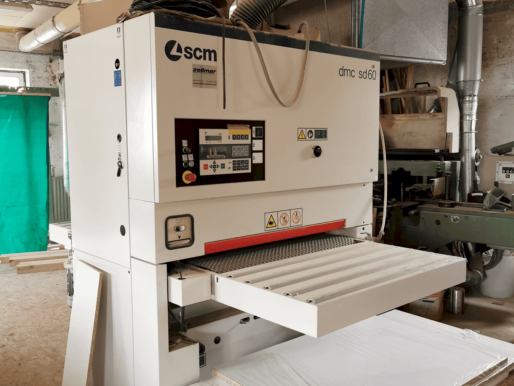 Prikaz stroja SCM DMC sd60 sprijeda