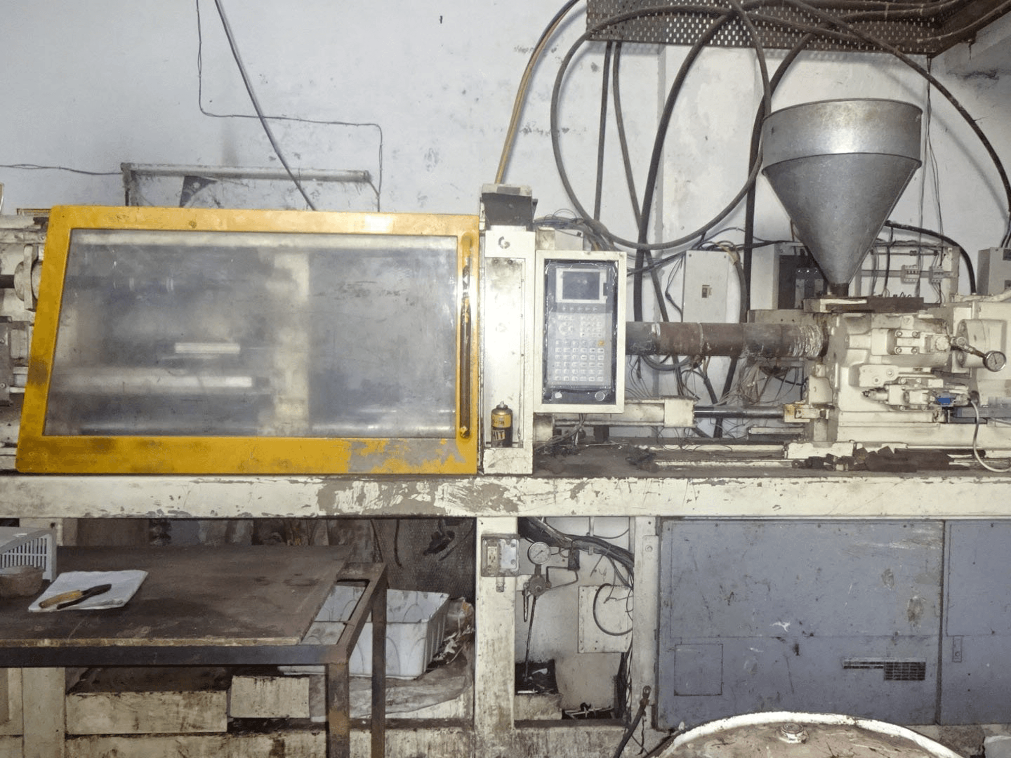 Prikaz stroja Toshiba IS170FA-5B sprijeda