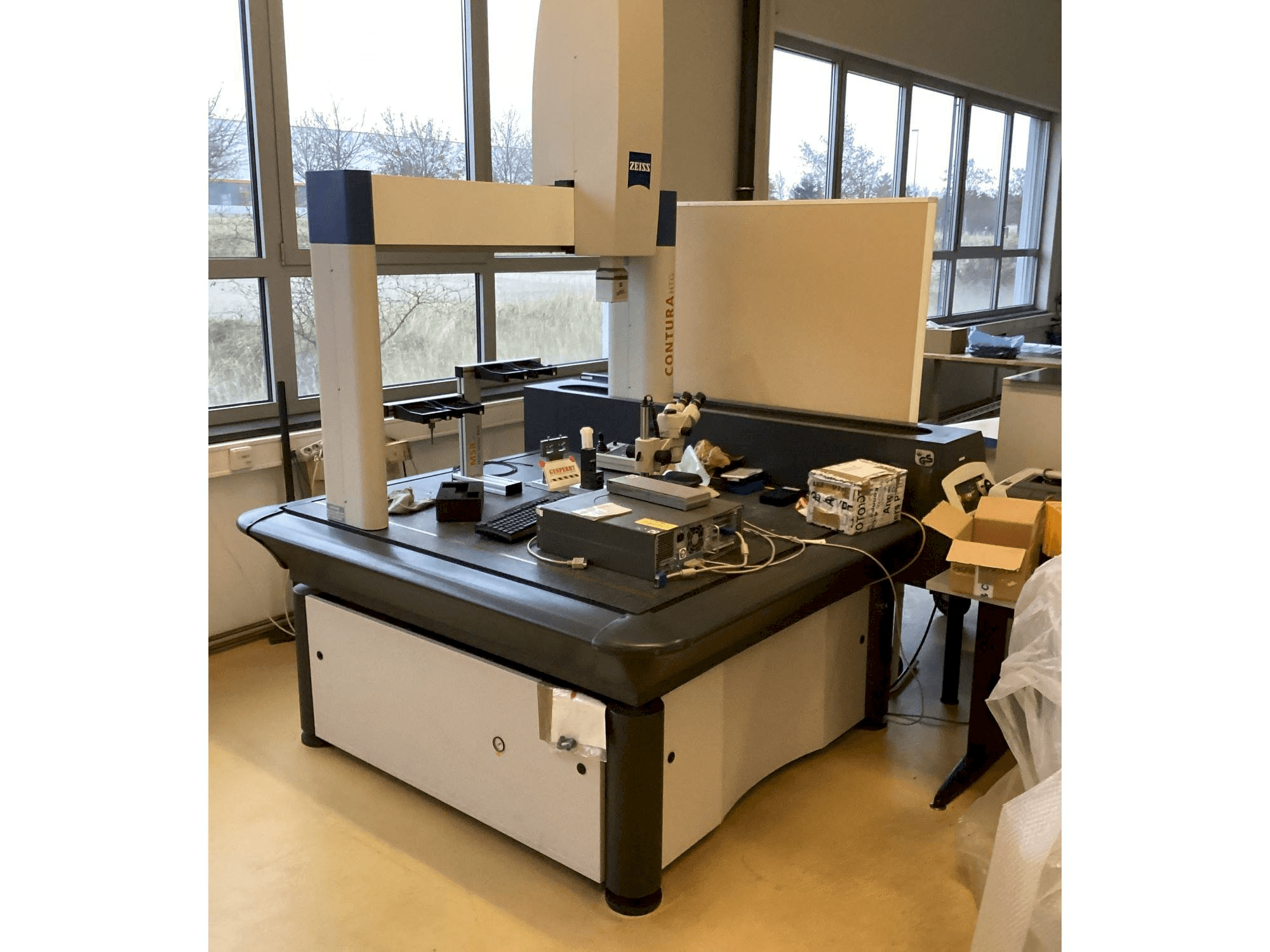 Prikaz stroja ZEISS Contura HTG 10/12/6 sprijeda