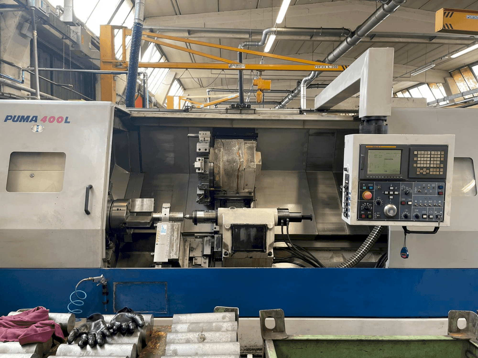 Prikaz stroja DAEWOO PUMA 400 LA sprijeda