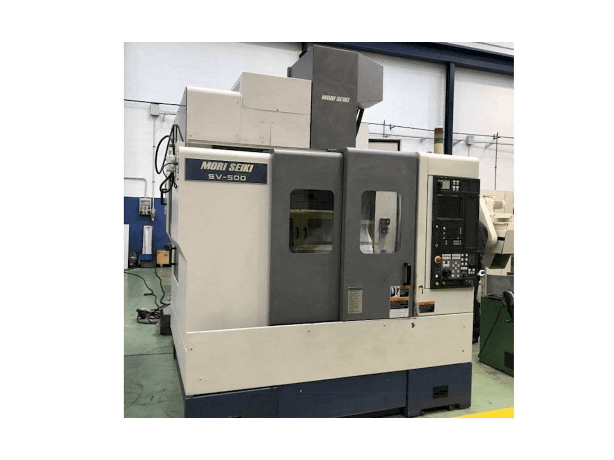 Prikaz stroja MORI SEIKI SV-500 sprijeda