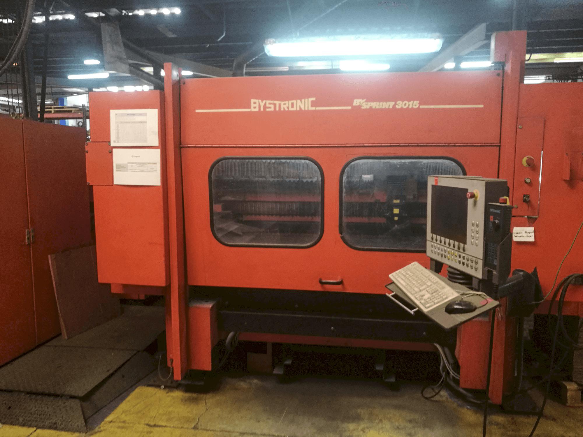 Prikaz stroja Bystronic BySprint 3015 sprijeda