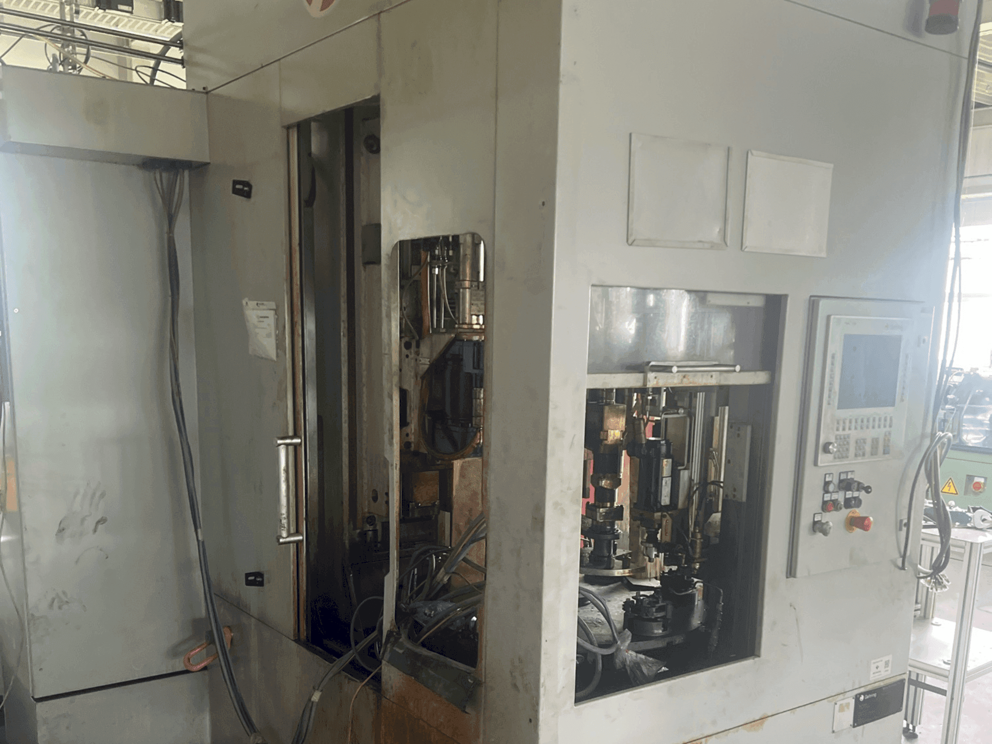 Prikaz stroja GEHRING L2-630 (2013) zdesna