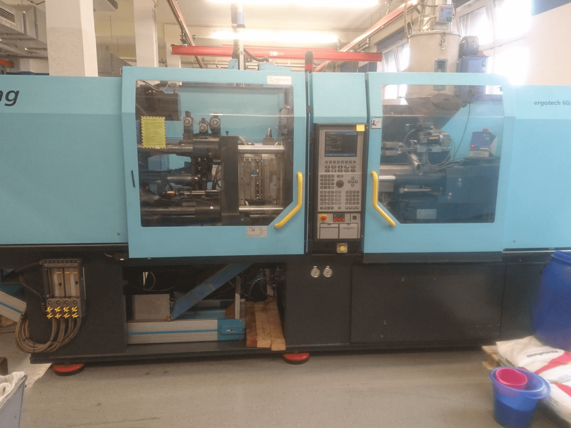 Prikaz stroja DEMAG Ergotech 60/370-310 EL EXIS E sprijeda