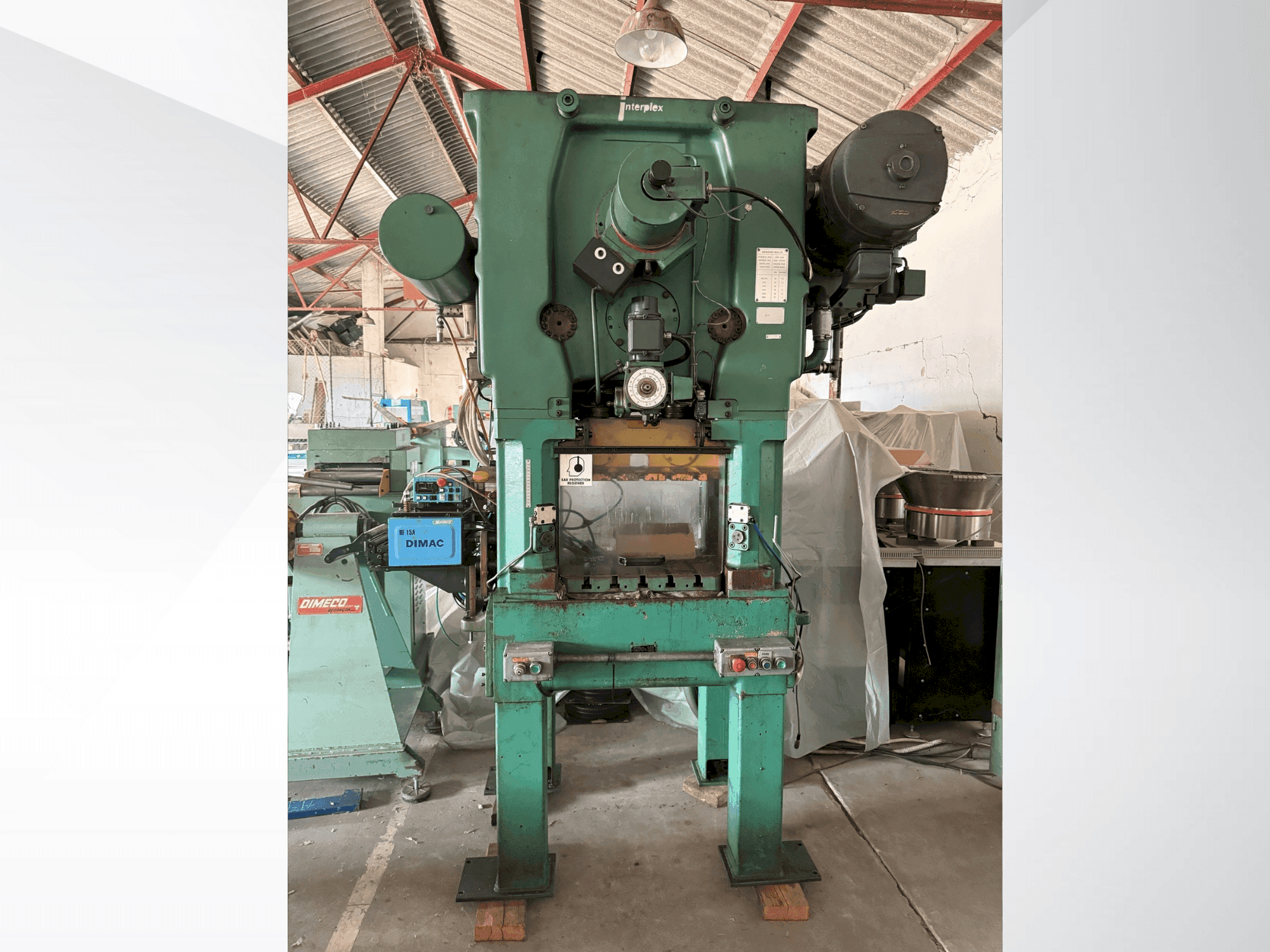 Prikaz stroja BRUDERER BSTA 25 sprijeda