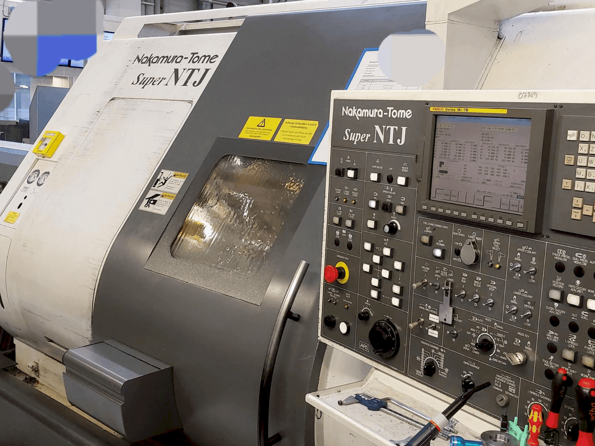 Prikaz stroja NAKAMURA Super NTJ (2006) sprijeda