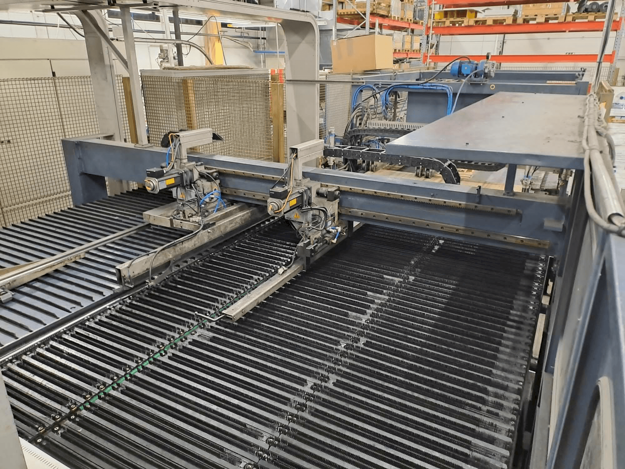 Prikaz stroja Salvagnini S4 sprijeda