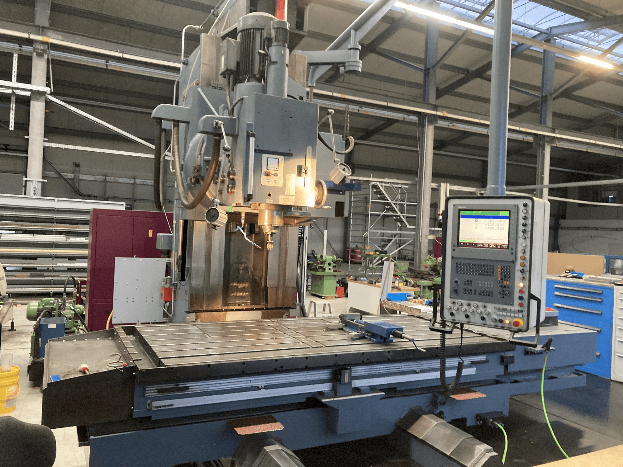 Prikaz stroja Droop & Rein FS 130 SKE sprijeda