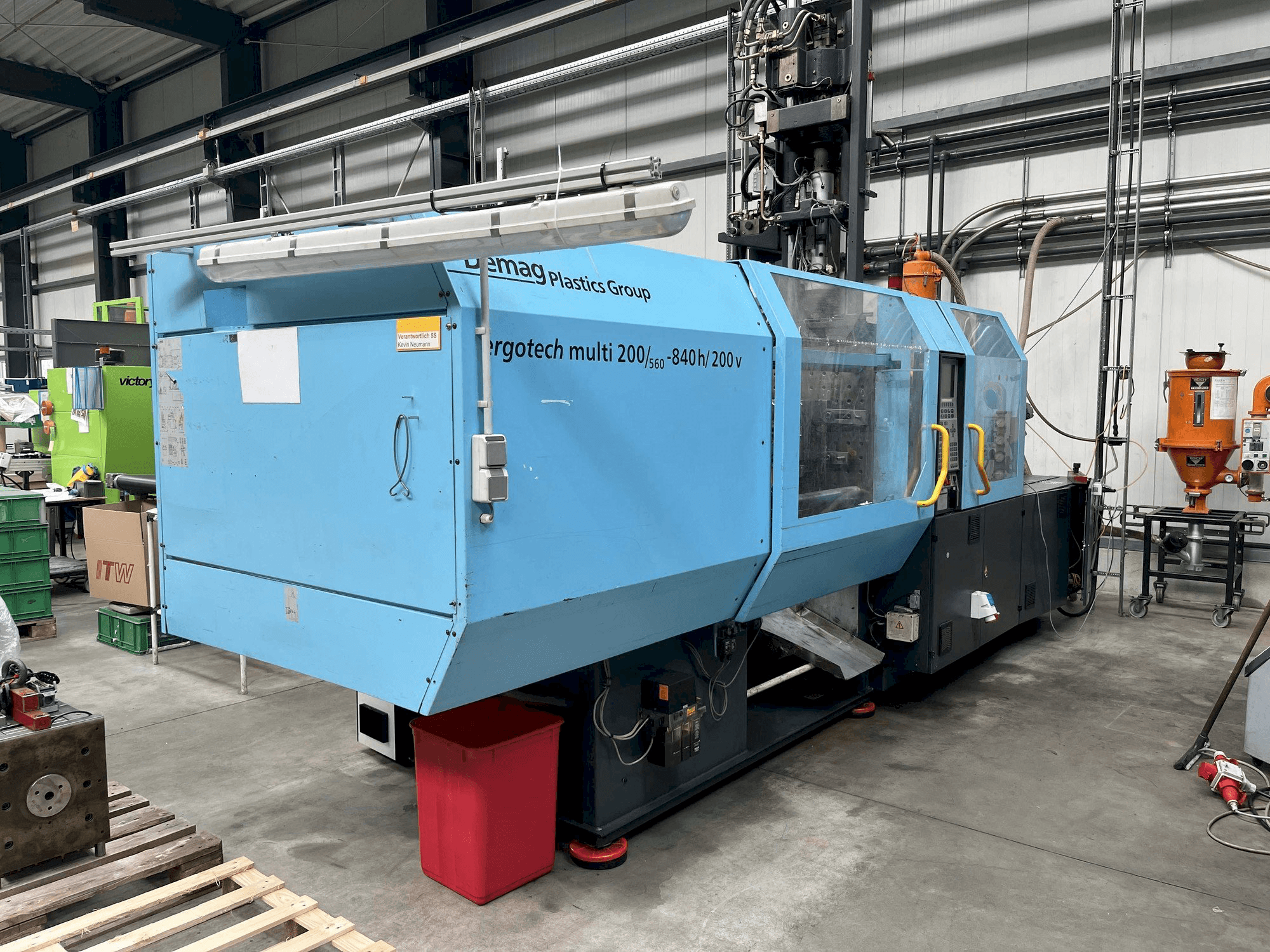 Prikaz stroja DEMAG Ergotech multi 200/560 - 840h/200V sprijeda