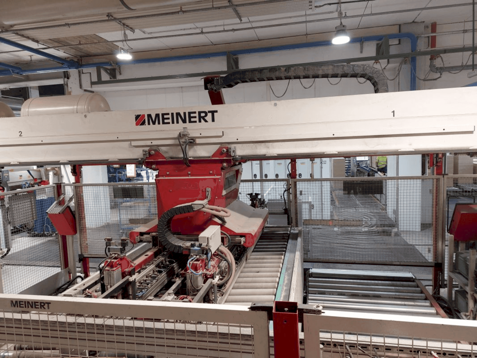 Prikaz stroja IMA Complete Line sprijeda