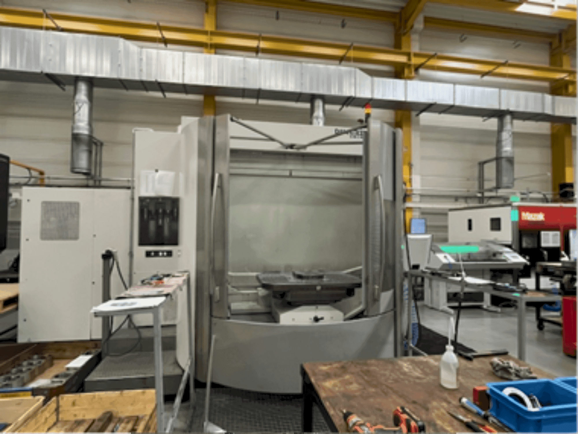 Prikaz stroja DMG GILDEMEISTER DMC 125U sprijeda